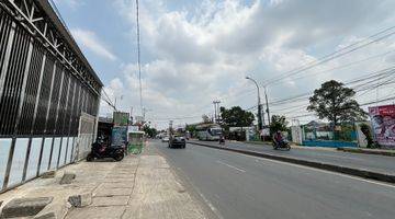 Gambar 5 Gedung Ruang Usaha Komersial Narogong Bekasi