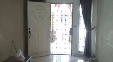 Gambar 2 Rumah Bagus Semi Furnished di Kota Wisata, Jakarta Timur