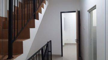 Gambar 1 Dijual Cepat !!
brand New House 3 Kamar Di
tanjung Duren