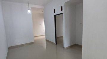 Gambar 4 Rumah di jalan utama sdh full renovasi, shm, jalan lebar , citraraya tangerang