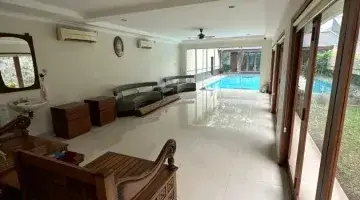 Gambar 4 Disewakan Rumah Bagus Di Matraman Pd013553 