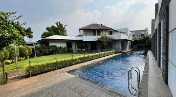 Gambar 1 Luxury  Furnished Spacious House di  Cipete Selatan