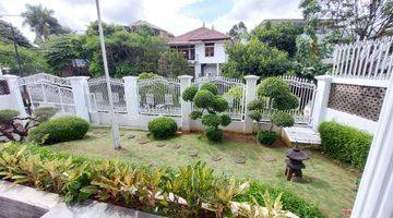 Gambar 3 Cozy White House in Pondok Indah Close to JIS