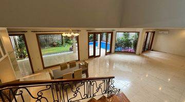 Gambar 1 Luxury House American Classic Style For Rent Close To Jakarta Intercultural School