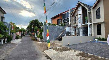 Gambar 3 Rumah Baru Scandinavian Furnished SHM Jl. Kaliurang Km 9.5