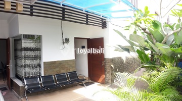 foto lainnya minimalist house with modern design