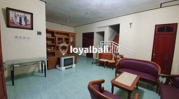 ruang keluarga 2 story minimalist house in