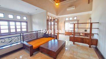 Gambar 4 Villa, Classic Villa With Beautiful Pool In Benoa, Badung, Bali