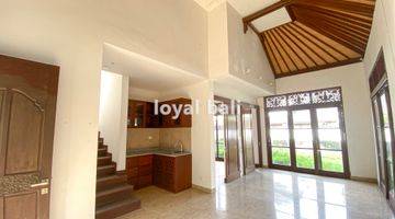 Gambar 2 Rumah, House With Villa Concept In Jimbaran, Bali