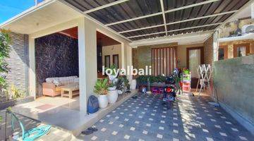 Gambar 2 Rumah, Cozy House With Welcoming Neighborhood In Benoa, Badung, Bali