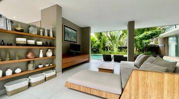 Gambar 3 Luxury Villa modern minimalis 500 meter ke pantai canggu berawa