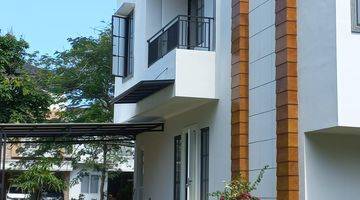 foto lainnya rumah 2 lantai baru semi
