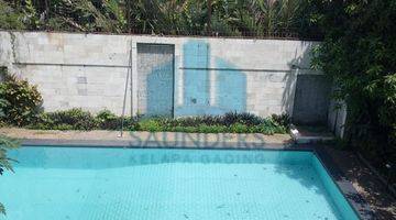 Gambar 4 Rumah 2 Lantai 8BR Kolam Renang di Condet Jakarta Timur