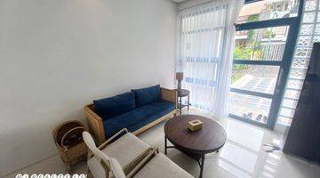 Gambar 3 Rumah Swimming Pool Dan Full Furnish Resort Dago Pakar