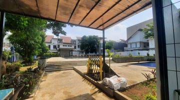 Gambar 5 Rumah Mewah di Casasima Jagakarsa. Ceiling Tinggi. Unfurnished.