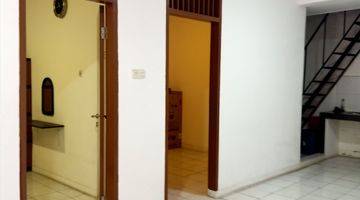 Gambar 3 Rumah Standart Butuh Renovasi