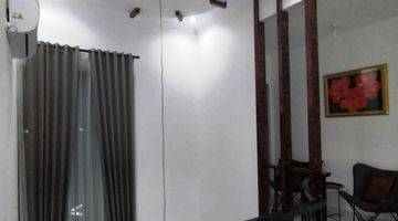 Gambar 4 Di Jual Cepat Rumah Cantik Semi Furnish Grand Wisata OWNER Bu 