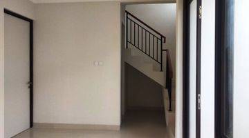 Gambar 5 Rumah 2 Lantai Baru Unfurnished di Cherryville, Bekasi