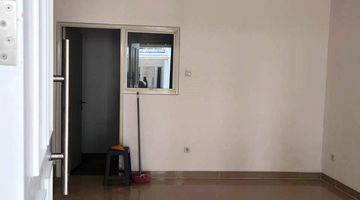 Gambar 3 Dijual Murah Rumah 2 Lantai Bagus Unfurnished SHM di Grand Wisata