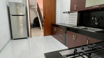dapur  rumah unfurnished bagus shm -