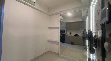 Gambar 2 Apartemen Gold Coast Pik Tipe 1 Kamar Furnish