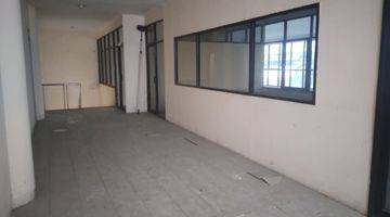 Gambar 5 Jual Ex Showroom Jln. Raya Kalimalang