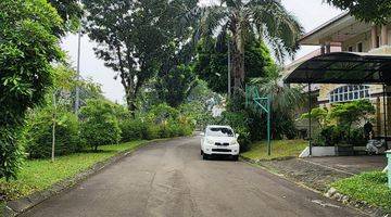 Gambar 4 Tanah Hoek siap bangun lokasi cluster depan taman kota di Taman giri loka BSD Serpong 