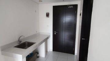 Gambar 5 Apartemen Casa De Parco Unfurnished