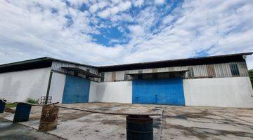 tampak depan disewakan gudang siap pakai, sudah