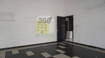 Gambar 4 Rumah 2 Lantai Furnished SHM di Jl. Arifin Ahmad Pekanbaru, Pekanbaru