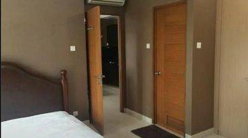 Gambar 3 Spesialis apartement hamptons park good unit renov