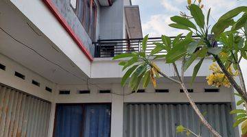 tampak depan ruko strategis tepi jalan raya