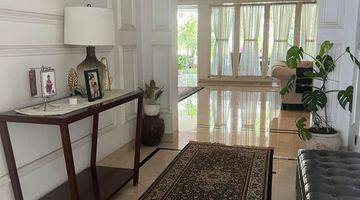 Gambar 4 For Sale Beautiful House at Kemang