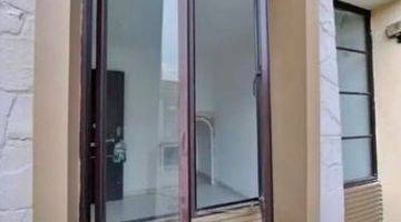 foto lainnya  rumah 2 lantai diual siap