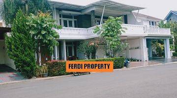 Gambar 1 Rumah Mewah Furnished Kolam Renang Pribadi Kota Wisata Cibubur