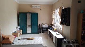 Gambar 5 Jual Rumah Nyaman Besar 2lantai Lt 300 Lb 450 Kota Wisata Nego