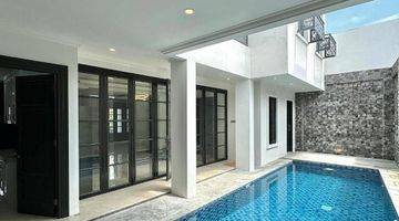 Gambar 4 Dijual New House Modern Classic Design Di Kebayoran Baru