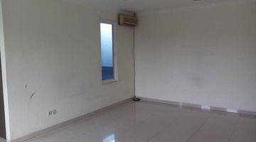 Gambar 2 Jual Rugi Rumah dlm Kom bisa buat Usaha Jalan lebar 3 Mobil Belmon Duren sawit Jaktim