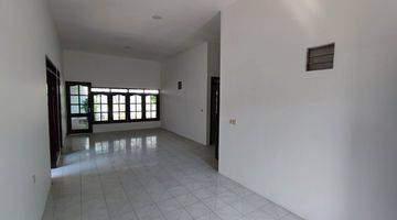 ruang keluarga jual rumah shm sembodro, indraprasta,