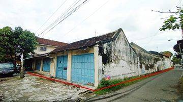 Gambar 2 Rumah di Jalan Raya Laweyan Solo Surakarta