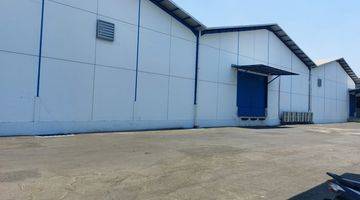 Gambar 1 Sewa Gudang Baru Sidoarjo Ada Loading Dock