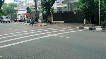 Gambar 4 Rumah Di Benhil Jl Danau Tondano 3 Lantai SHM Bagus Barat Daya