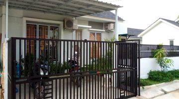 Gambar 1 Dijual Rumah Hook Samping Taman di Greenbay Tiban