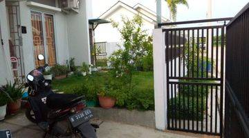 Gambar 5 Dijual Rumah Hook Samping Taman di Greenbay Tiban