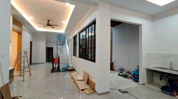 Gambar 4 Dijual Rumah Mewah Hook Full Renovasi Di Batam Center 