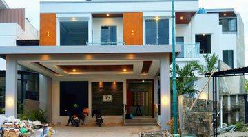 Gambar 1 Dijual Rumah Mewah Hook Full Renovasi Di Batam Center 