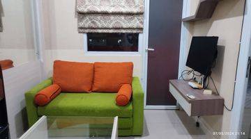 Gambar 1 Lantai 5 Sewa Bulanan, Rapih Baru diCat, 2BR Furnished Green Pramuka