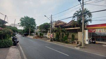 Gambar 3 Rumah Bagus 2lt Pinggir Jalan Daerah Stategis Harga Murah Cocok Invest