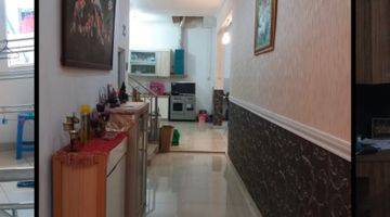 Gambar 5  Rumah 3 Lantai Semi Furnished Bagus SHM - Sertifikat Hak Milik di Grogol , Grogol