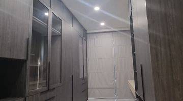 kamar tidur rumah baru mewah full renovasi
